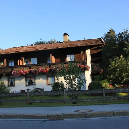Guest house Gaestehaus Aicher